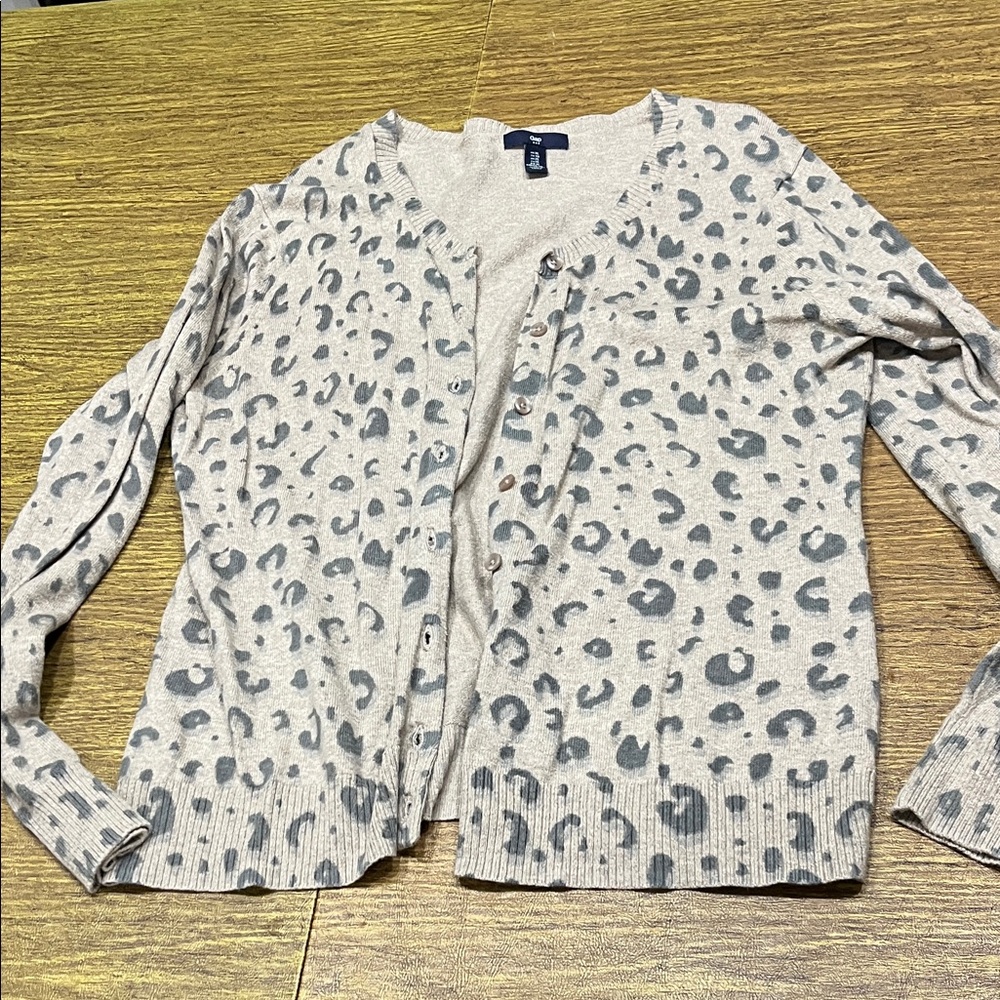 GAP Beige and Gray Animal Print Cardigan